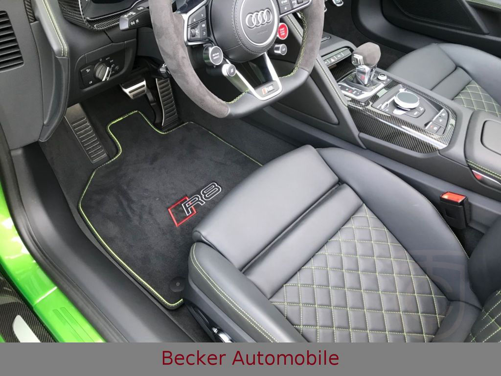 Audi R8 Spyder V10 5.2 FSI quattro performance UNIKAT