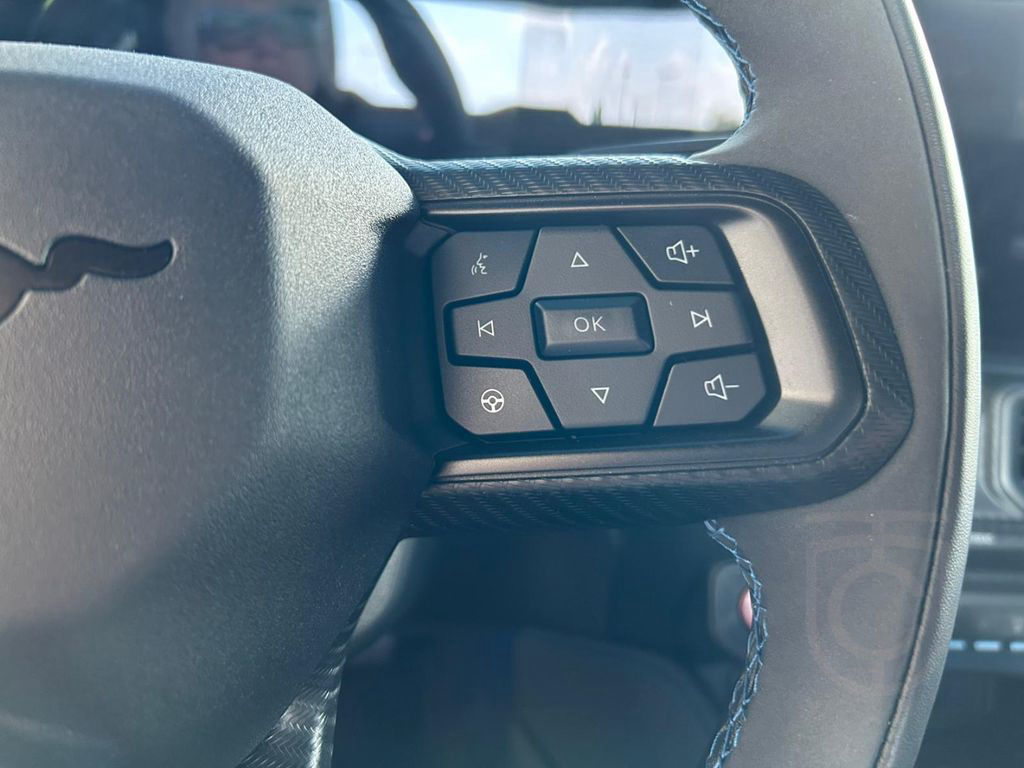 Ford Mustang Dark Horse V8+NAV+DAB+B&O+iACC+BLIS+PDC+