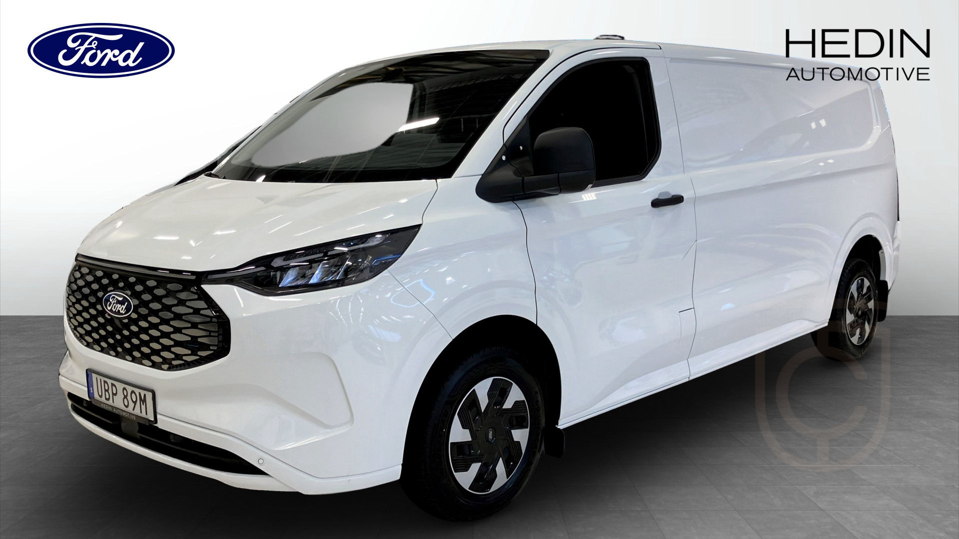 Ford E-Transit Custom 320