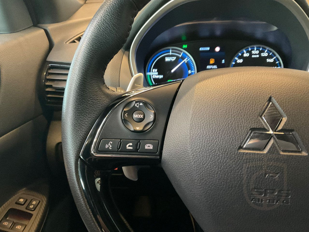 Mitsubishi Eclipse Cross Plug-In Hybrid 2.4 4WD CVT