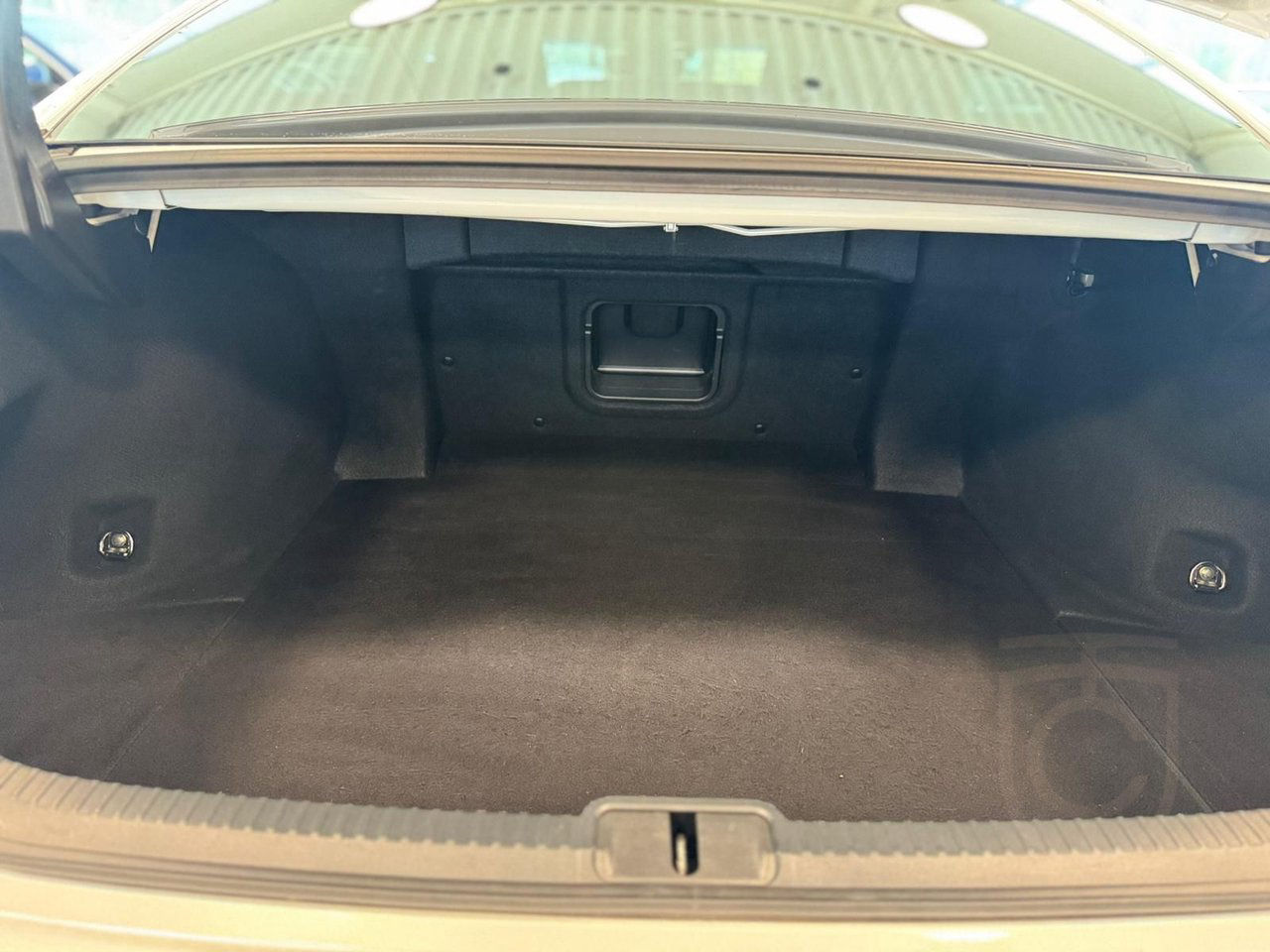 Lexus ES 300h 2.5 E-CVT Limited Edition