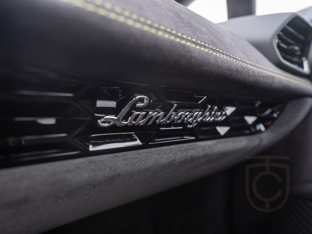 Lamborghini Huracán Sterrato GRIGIO TELESTO SPORT-SEAT SENSO