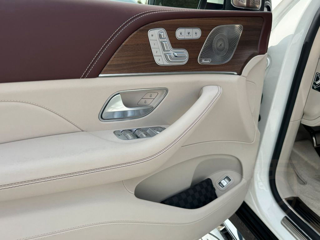 Mercedes-Benz GLS 600 Maybach/Active Body Control