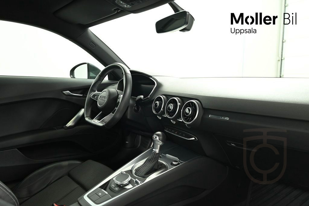 Audi TT Coupé 40 TFSI S-line