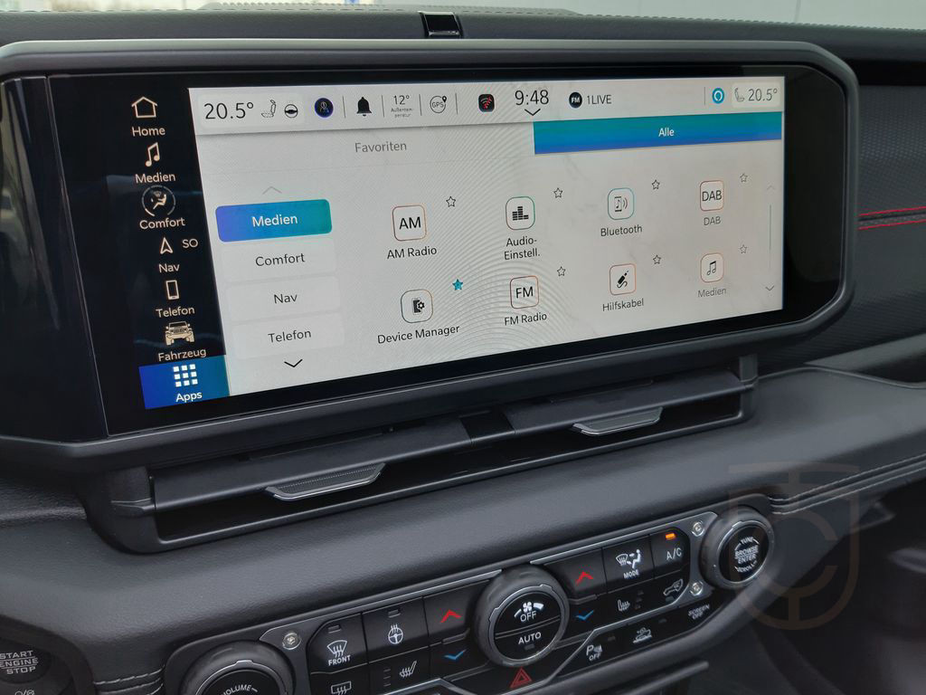 Jeep Wrangler Rubicon My 24 mit SkyOne Touchdach