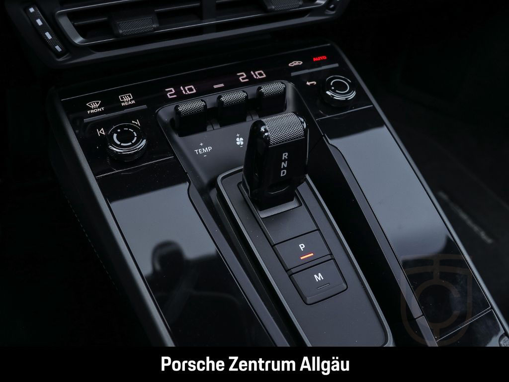 Porsche 992 911 Carrera 4S Surround-View Sport Chrono