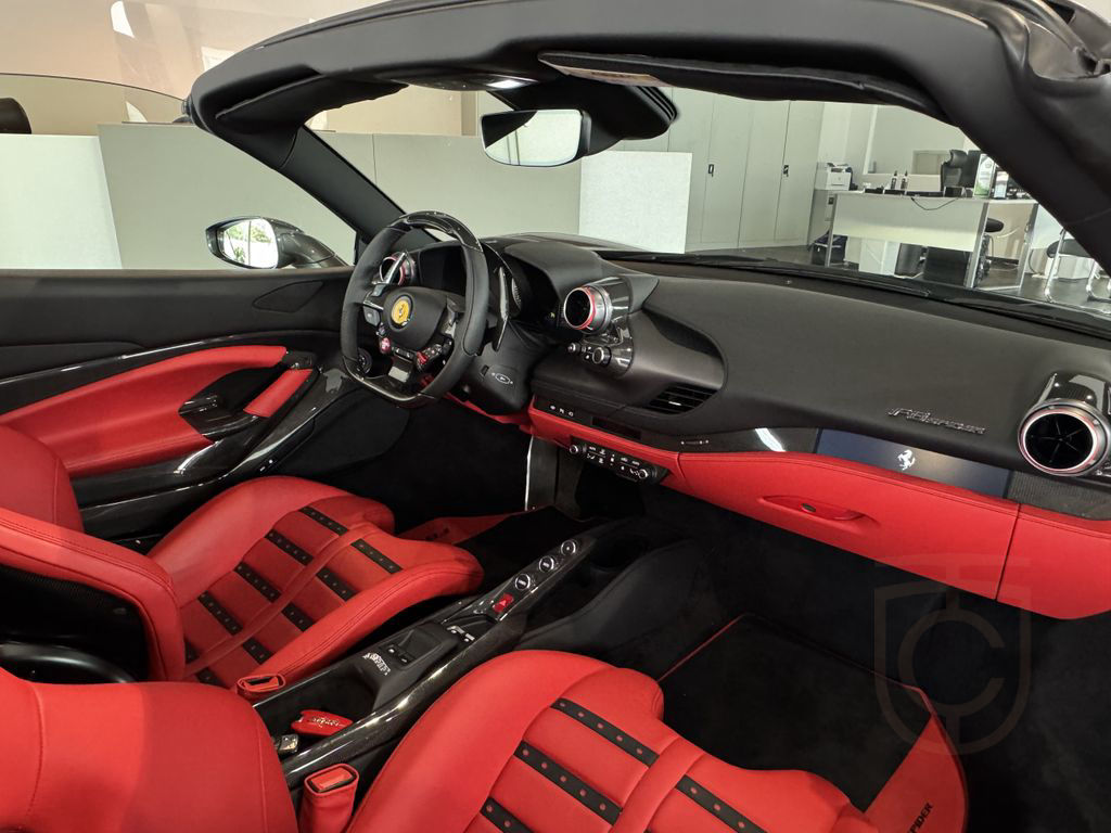 Ferrari F8 Spider*CARBON*LIFT*FULL*DISPL*JBL*WARRANTY*