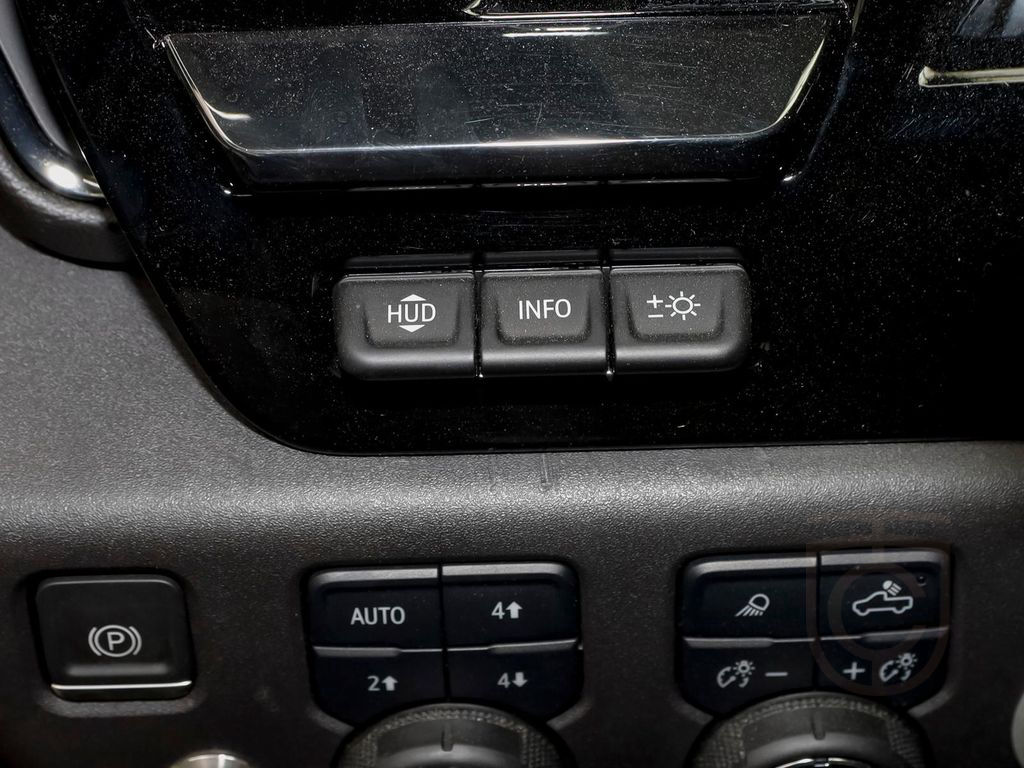 Chevrolet Silverado ZR2*NAVI*AHK*360°KAMERA*GASANLAGE