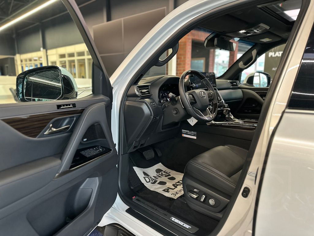 Lexus LX 500 D Luxury Mark Levinson *SOFORT*