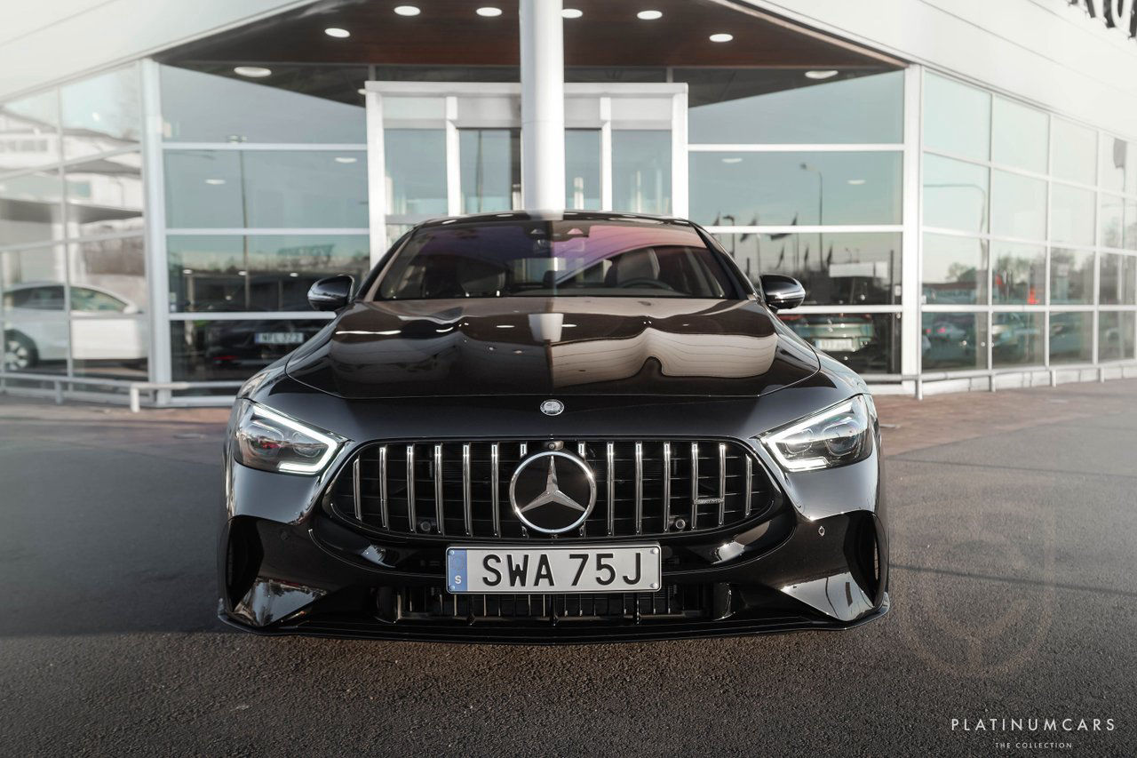 Mercedes-Benz AMG GT 4 43 AMG 4M+