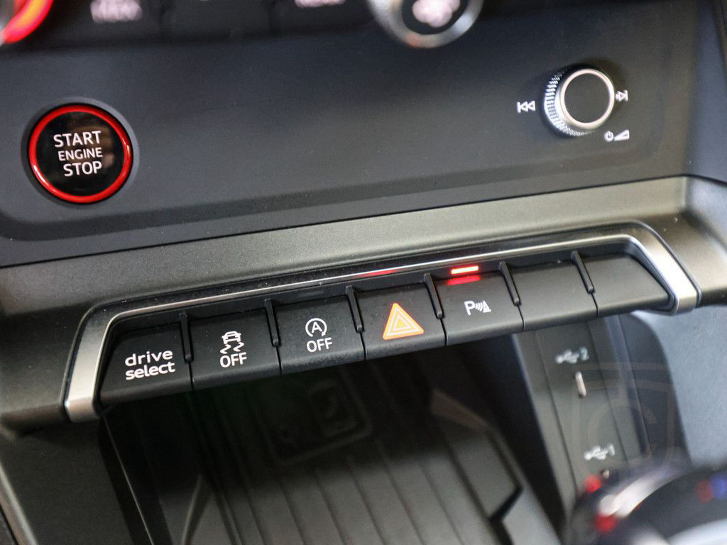 Audi RS Q3 Sportback Black quattro S tronic ACC PANO