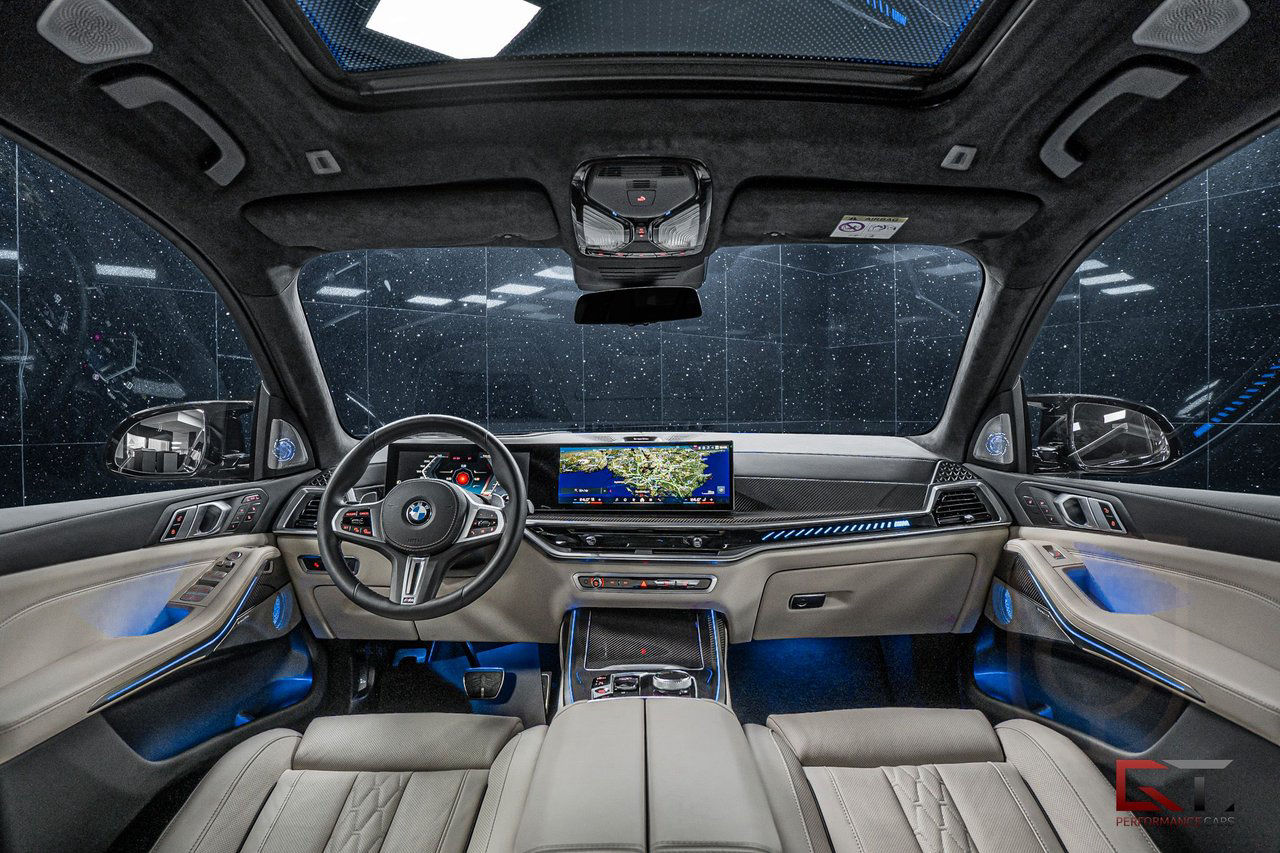 BMW X7 M60i