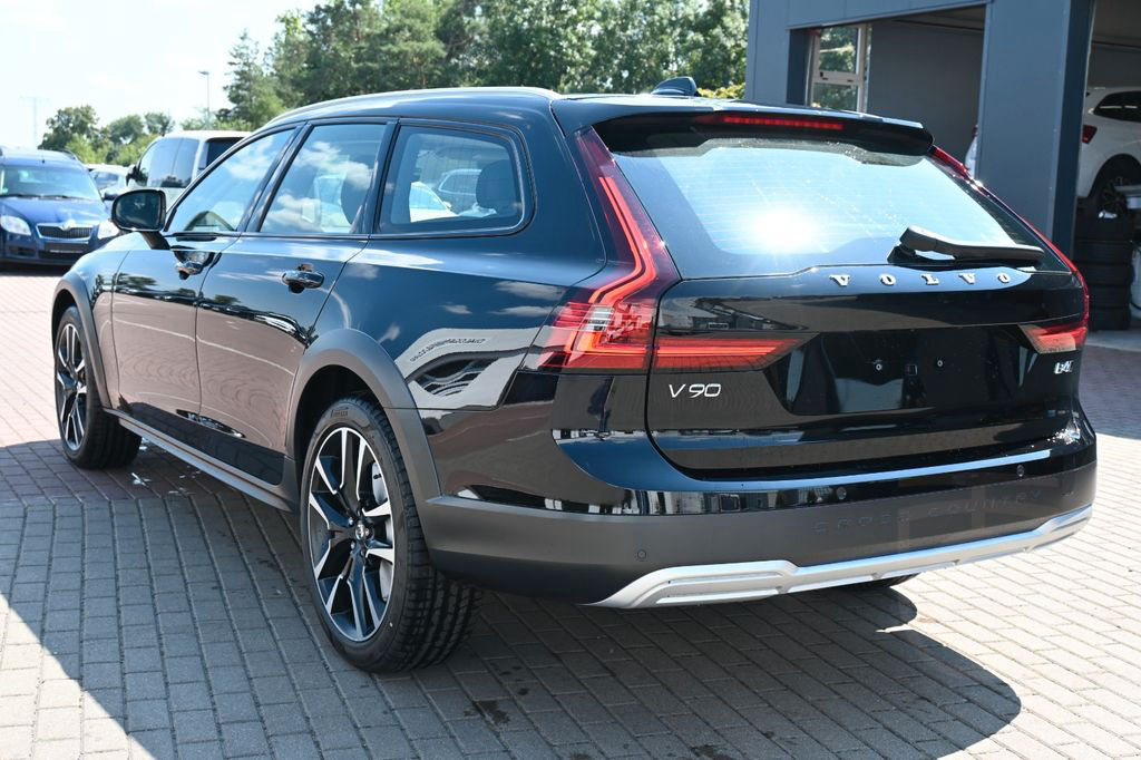 Volvo V90 B4 D AWD Cross Country Plus*Pano*STHZG*AHK