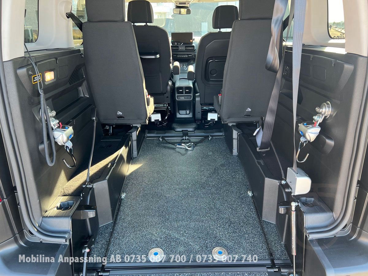Peugeot Rifter Handikappanpassad Rullstolsbil