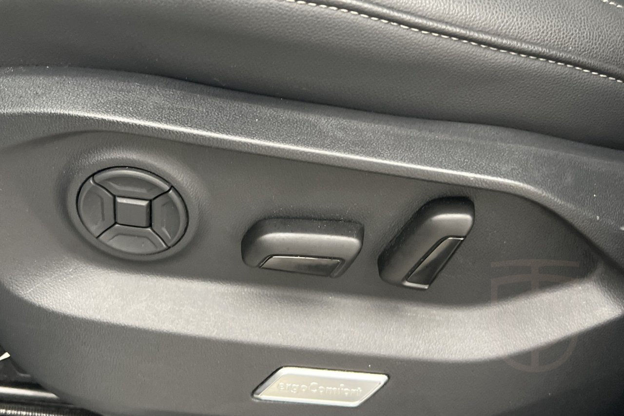 Volkswagen Touareg V6 TDI 4M R-Line Innovation Pano Dynaudio