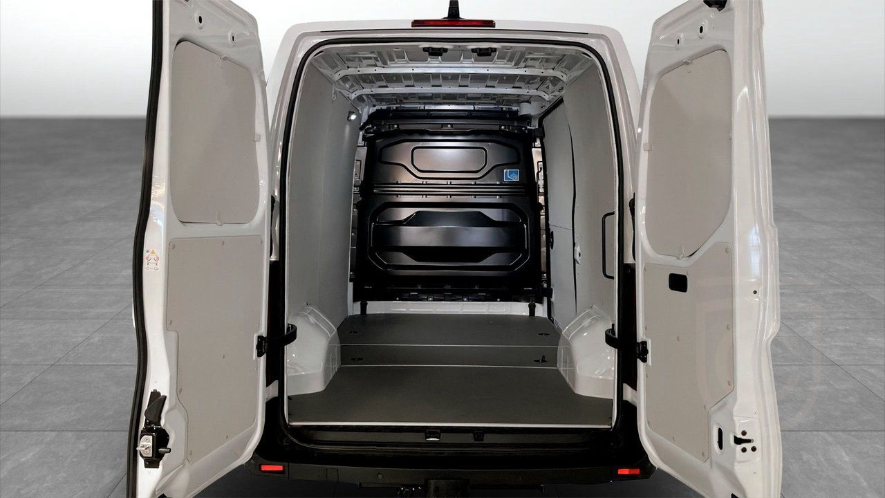 Nissan Interstar L2H2 N-Connecta