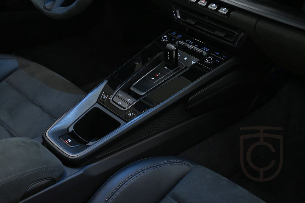 Porsche 911 Carrera GTS Cabrio PDK Modell 992