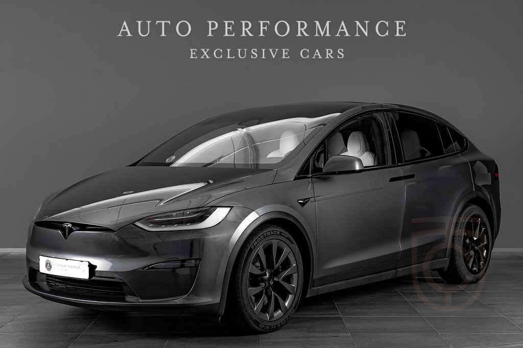 Tesla Model X Plaid