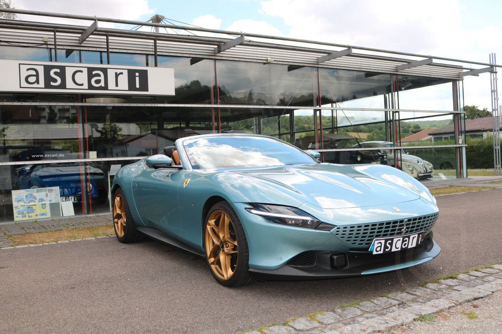 Ferrari Roma Spider