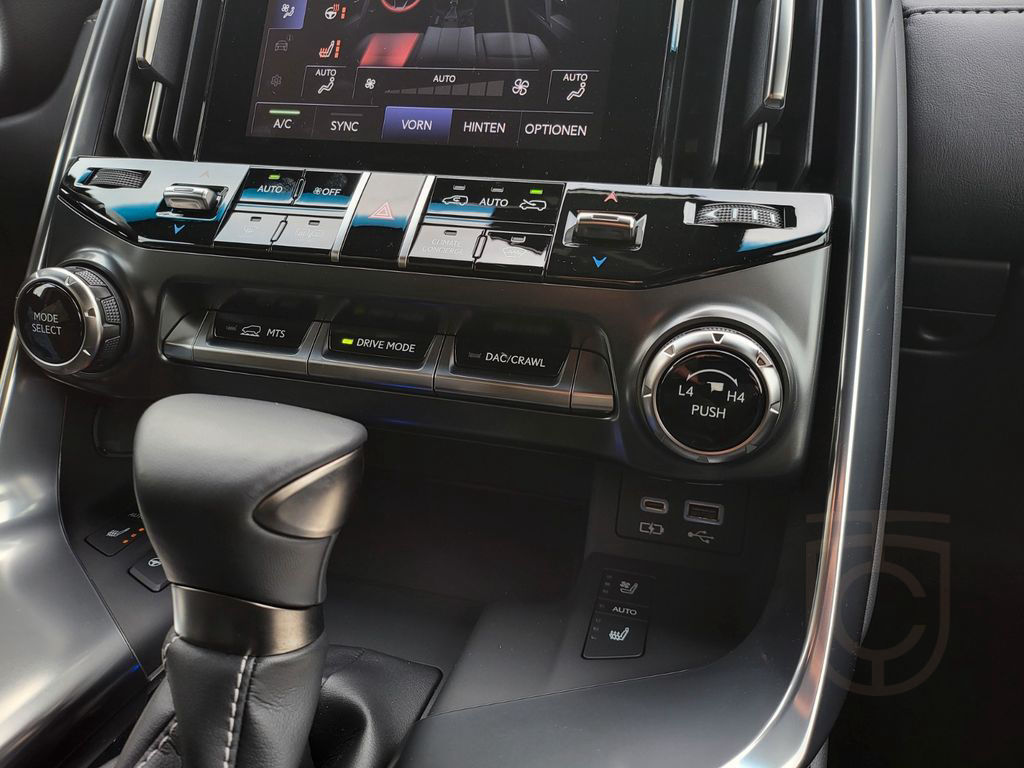 Lexus LX500+2025+FULL+RearTVs+12unitsBERLIN+EUvers&reg