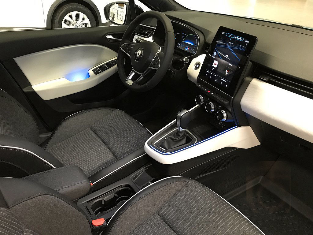 Renault Clio Intens 1,6 140hk Hybrid E-TEACH 5-dörrars