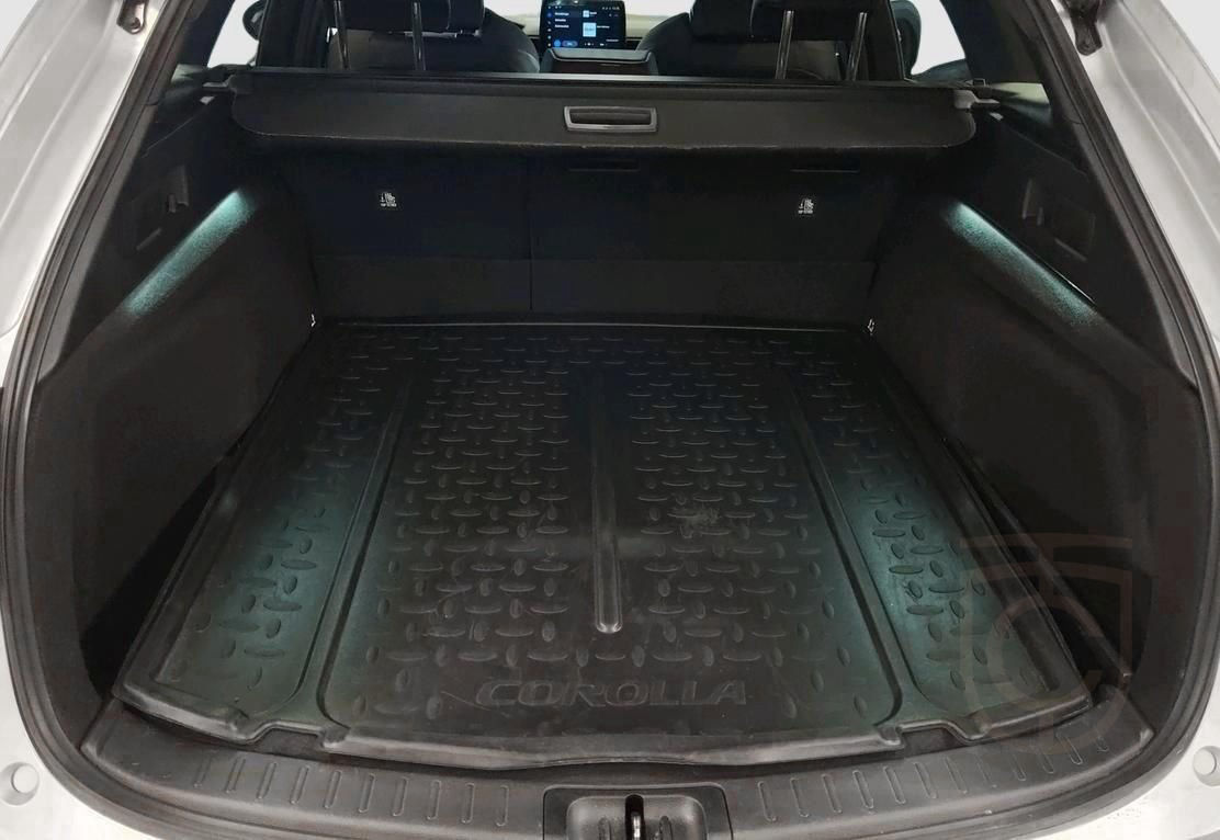 Toyota Corolla 1.8 Touring Sports Style Plus