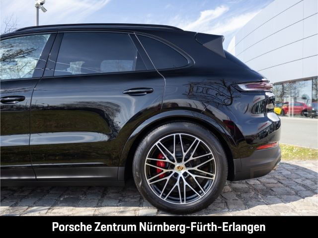 Porsche Cayenne S BOSE InnoDrive HA-Lenkung HUD HD-Matri