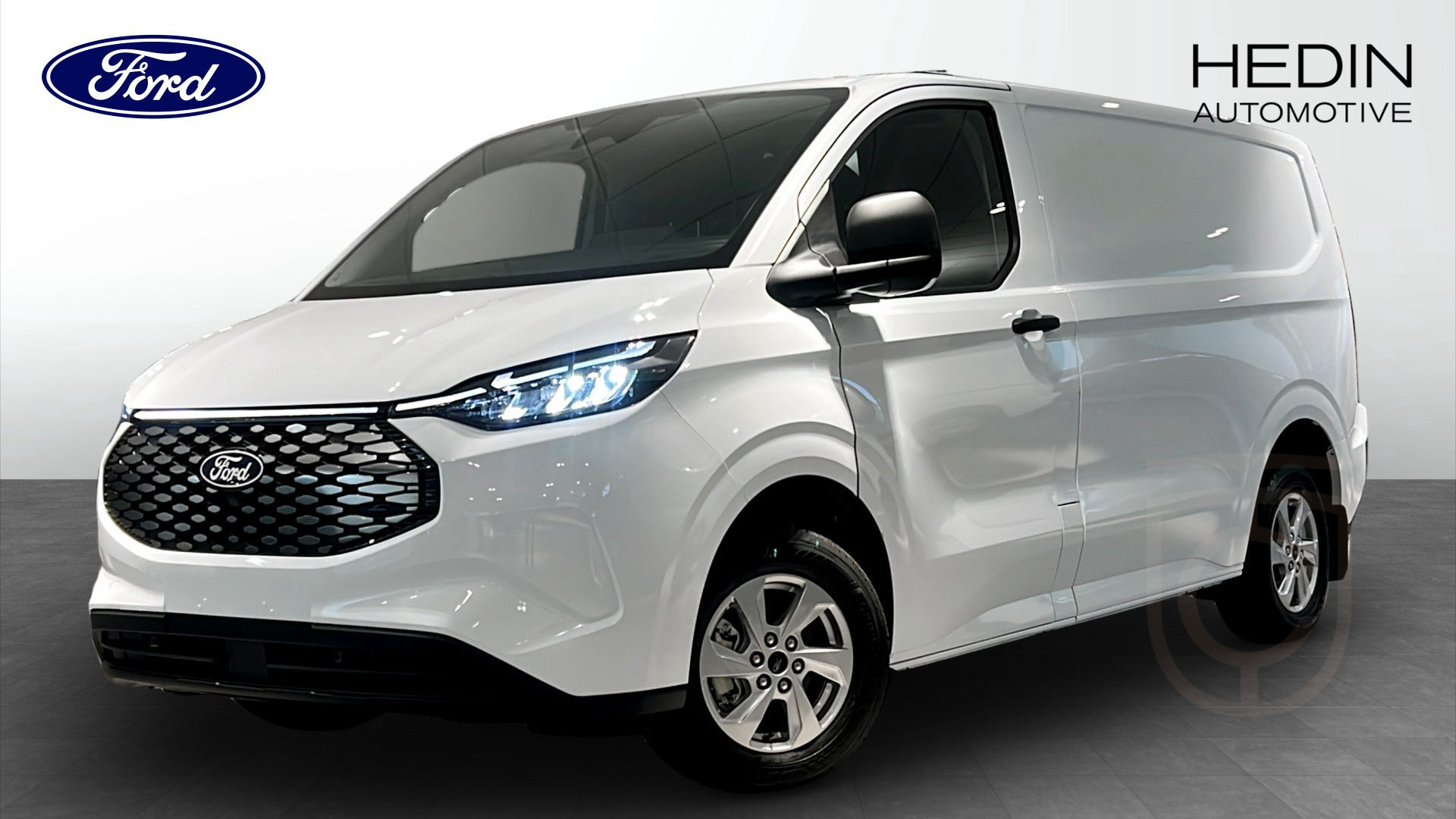 Ford E-Transit Custom 320