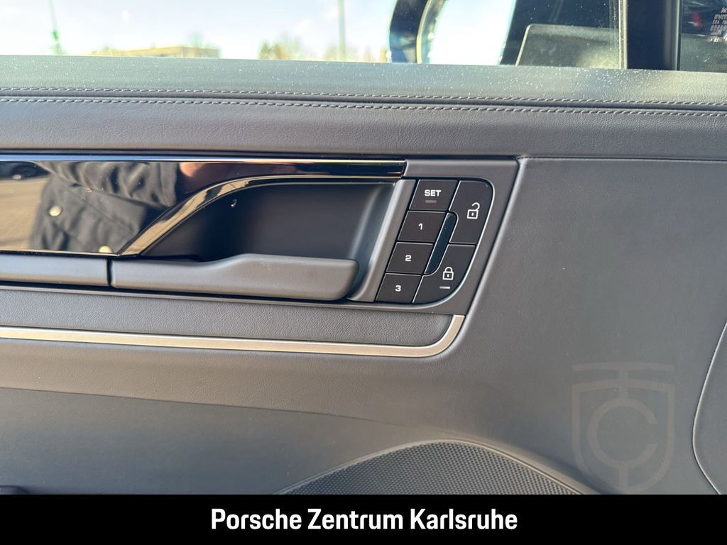 Porsche Cayenne E-Hybrid BOSE Luftfederung InnoDrive
