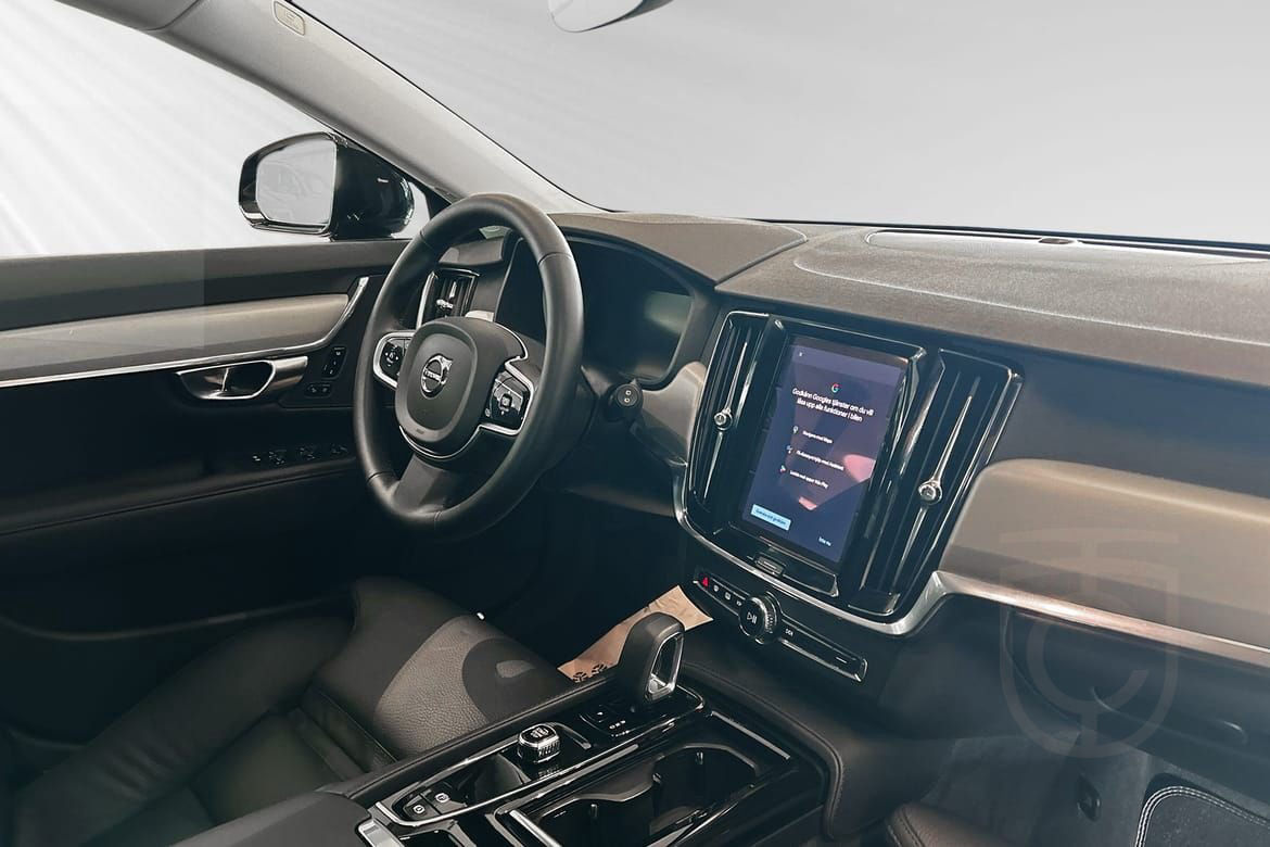Volvo V90 T6 Plus Dark Edition