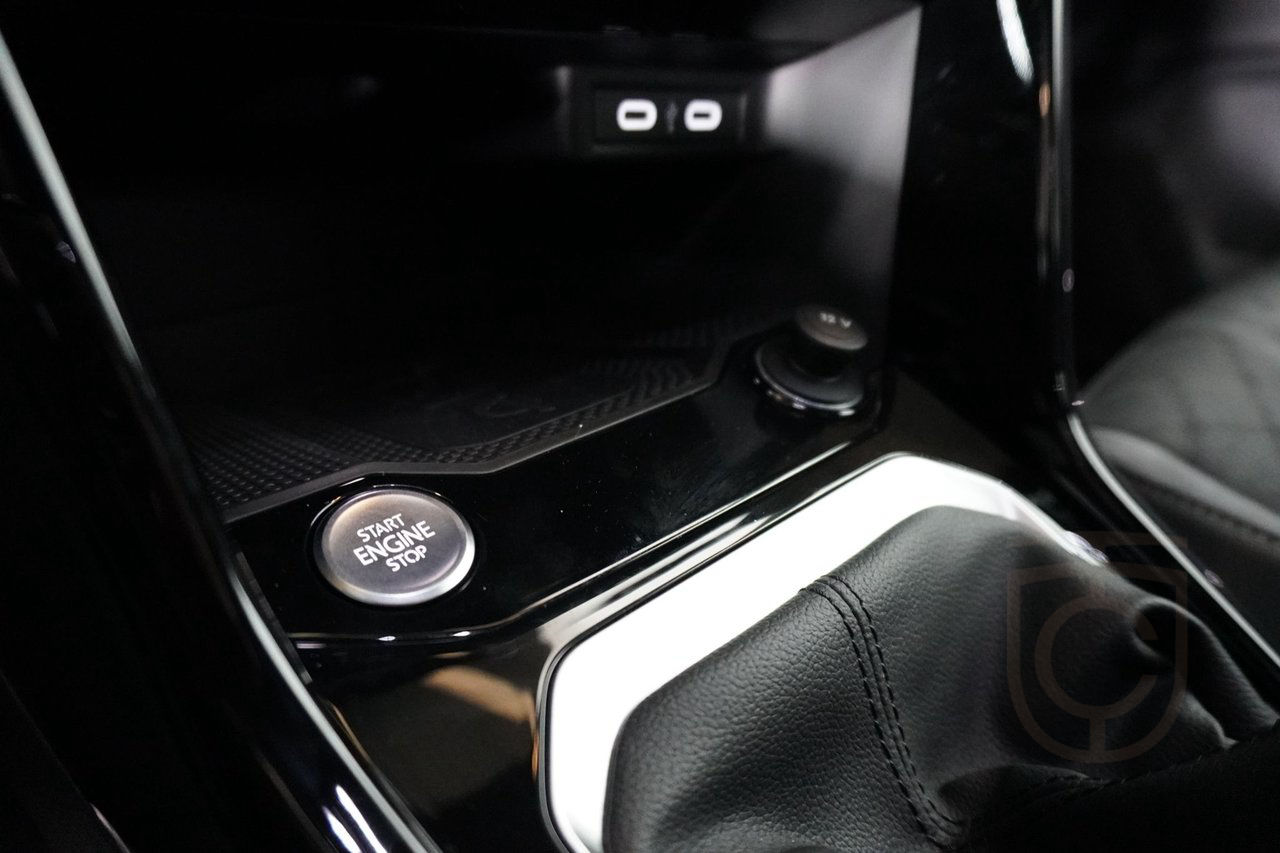 Volkswagen T-Roc 1.5 TSI R-Line