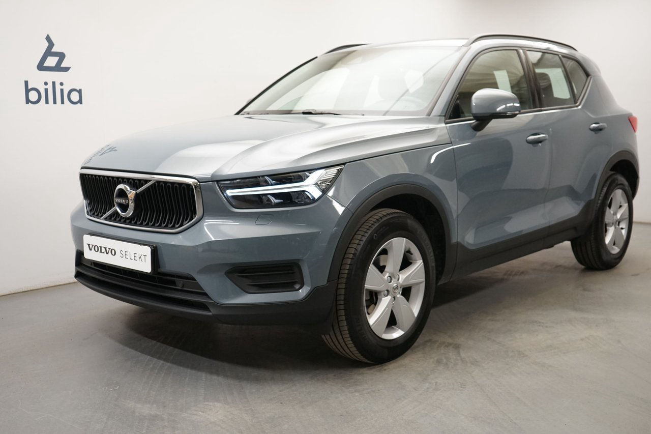 Volvo XC40 T2 FWD Momentum Core, on call