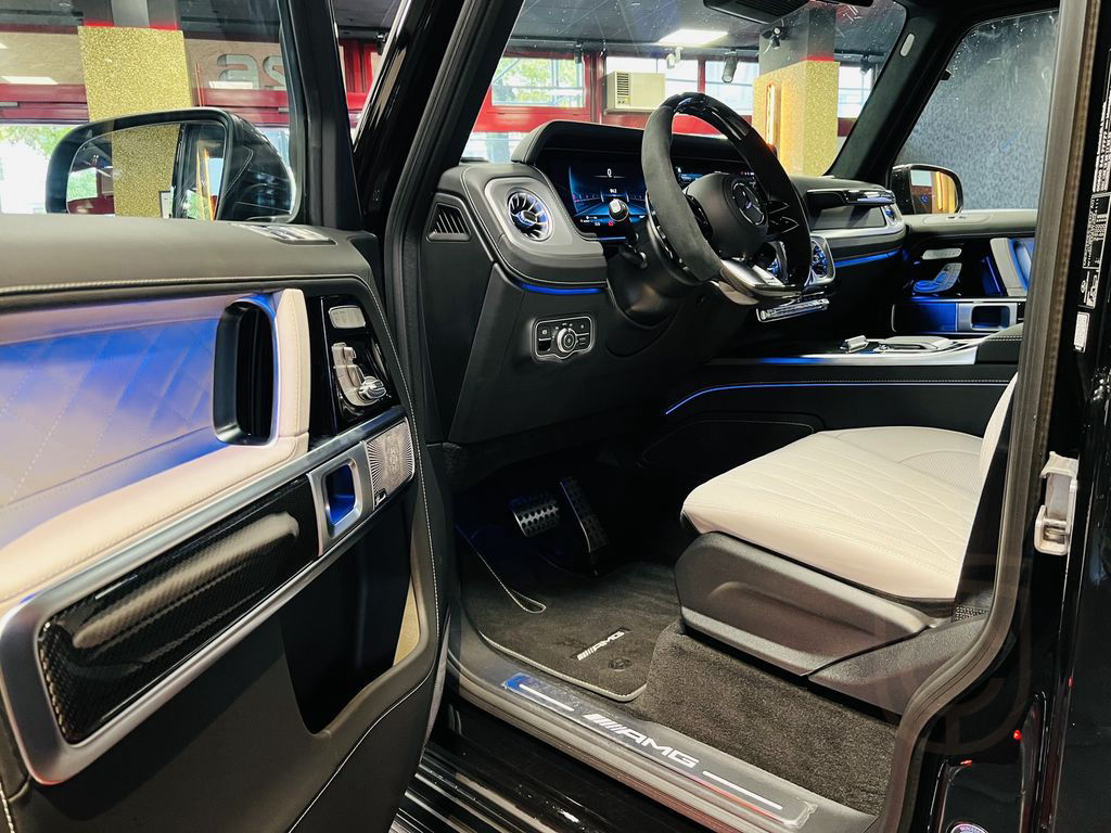 Mercedes-Benz G 63 AMG PROD2025 TV FACELIFT A22 CARBON KEYLESS