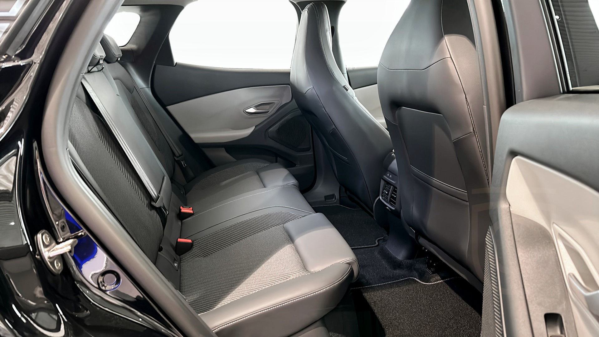 Ford Explorer EV Extended Range RWD