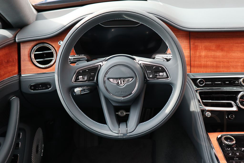Bentley Flying Spur Azure Hybrid *NAIM*RSE*TV*