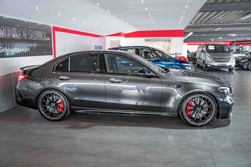 Mercedes-Benz C 63 AMG 4Matic+ S E Performance Carbon Aero HUD