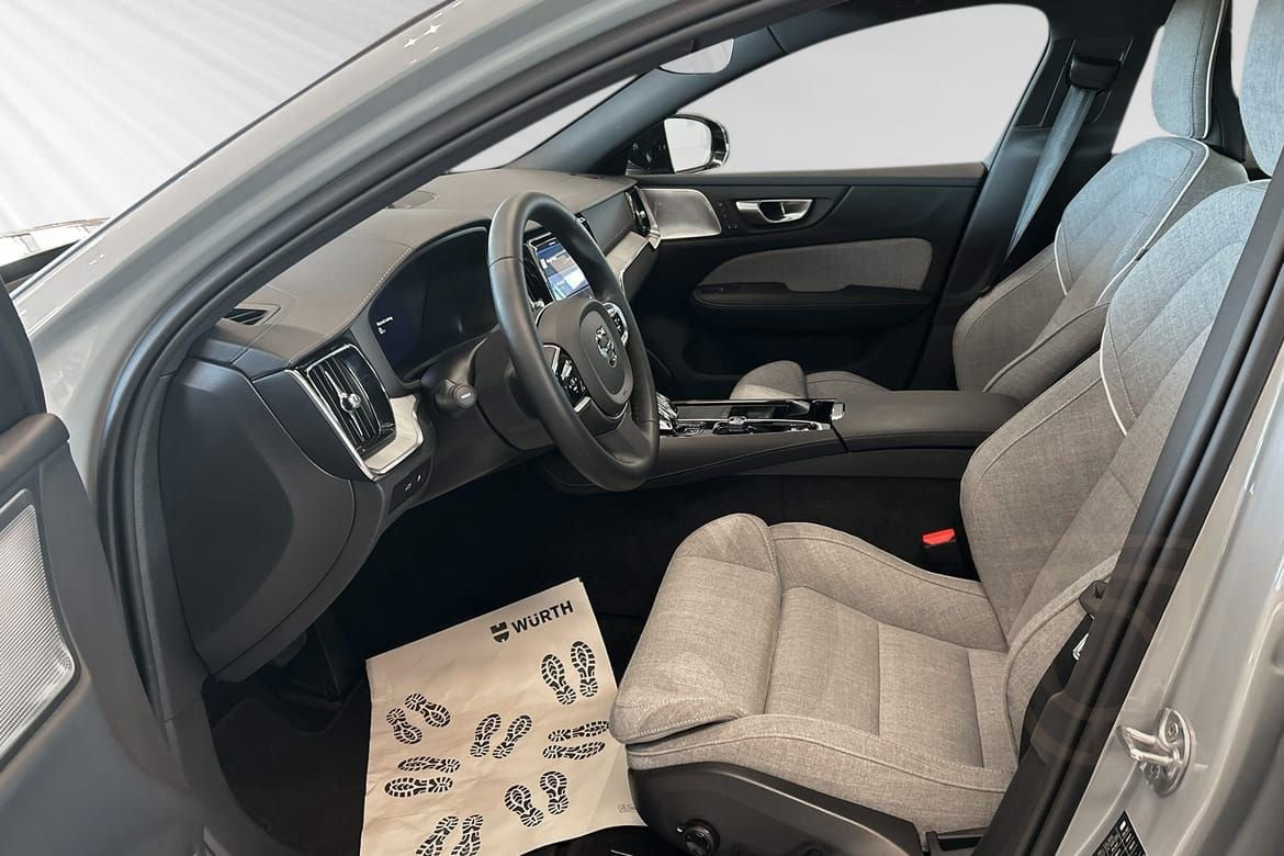 Volvo V60 Recharge T6 Ultimate Dark B
