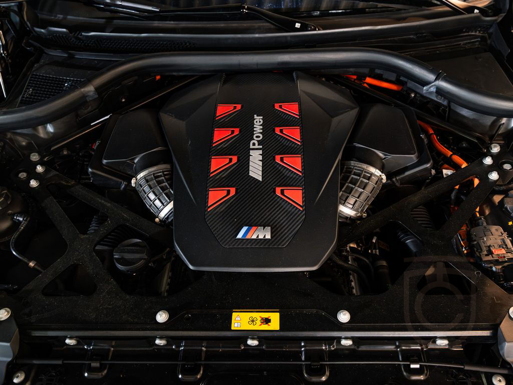 BMW 653PS LASER 360° MASSAGE SOFT-CLOSE