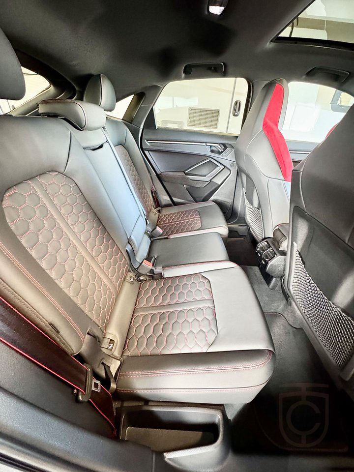 Audi RSQ3 Quattro