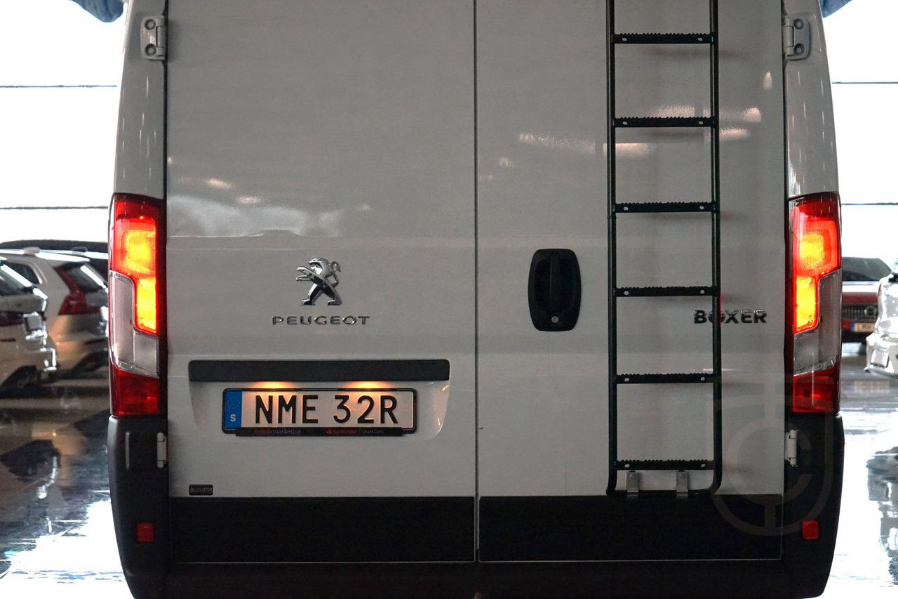 Peugeot Boxer Van 335 2.2 HDi Webasto