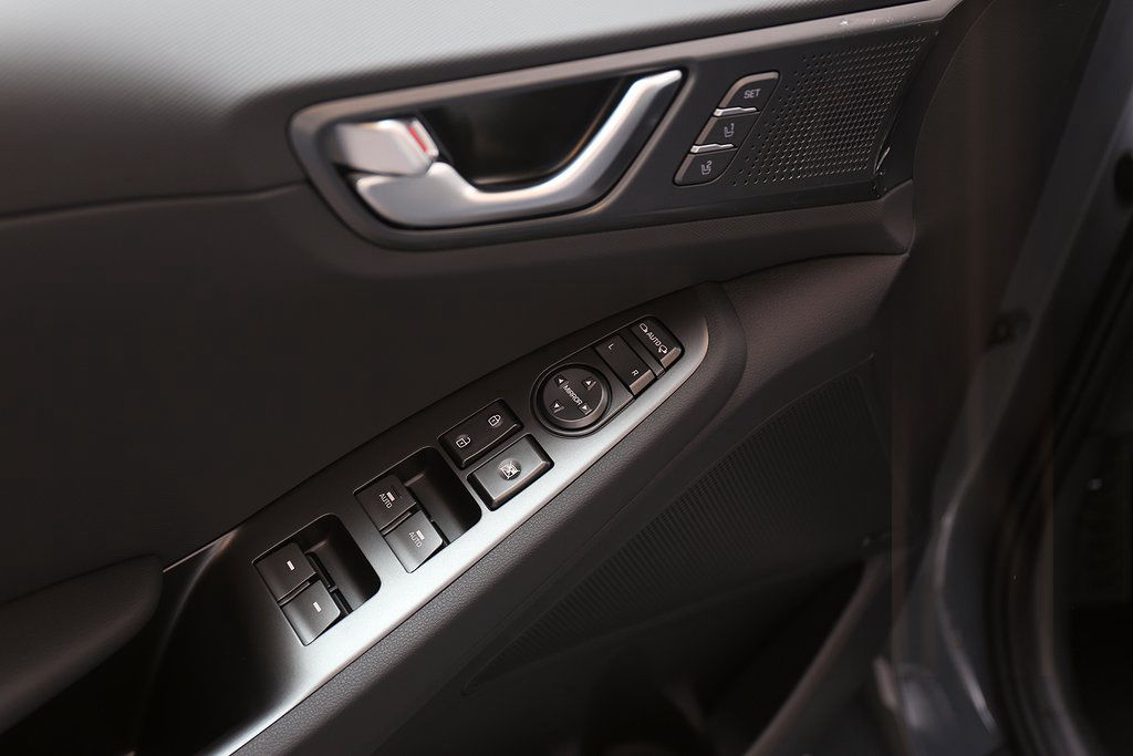 Hyundai IONIQ Electric 38.3 kWh Premium+