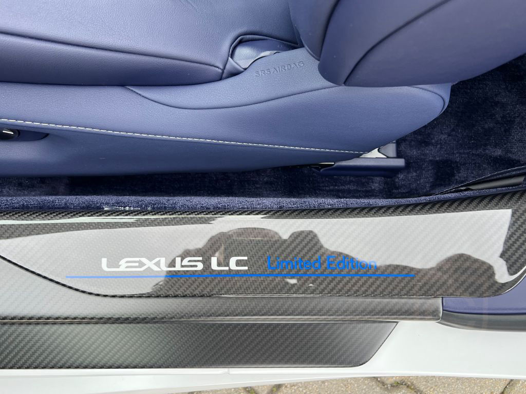 Lexus LC 500 Cabriolet Ultimate Edition Nr.99 VOLL