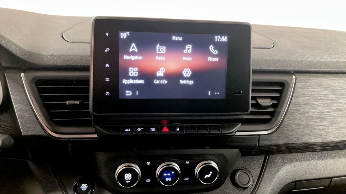 Nissan Primastar N-Connecta 5