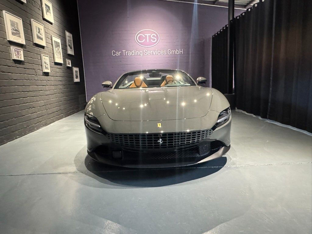 Ferrari Roma Spider / I Hand / 720 KM /