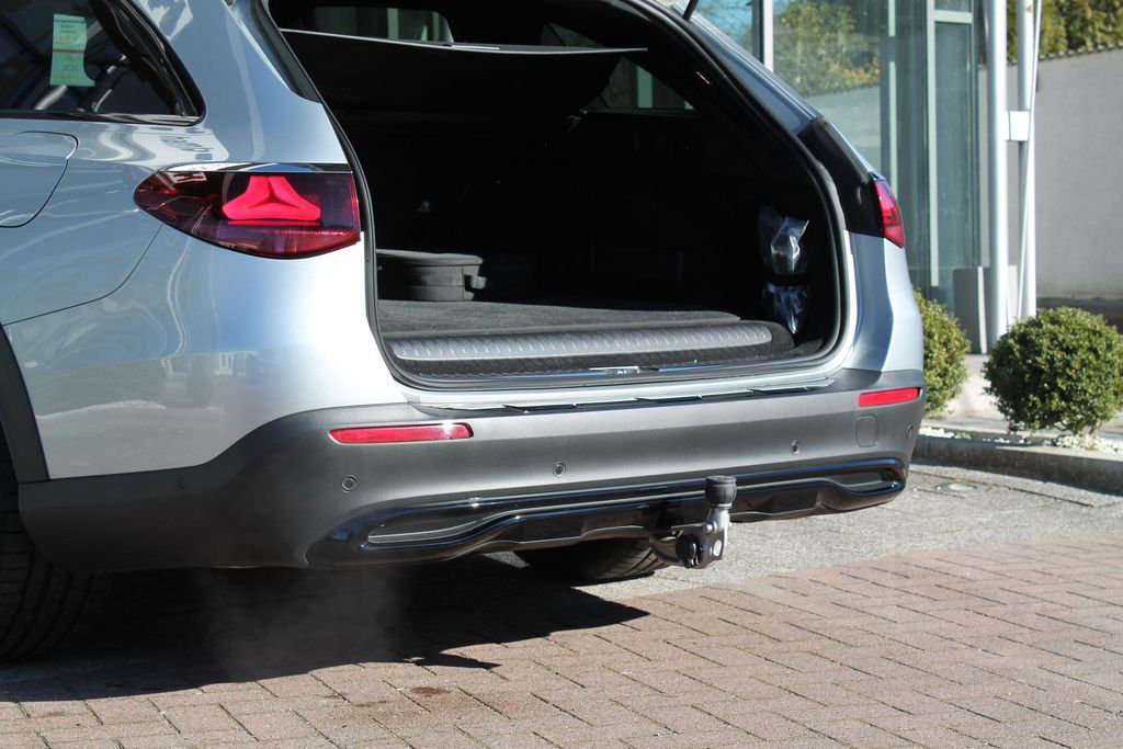 Mercedes-Benz T-Modell E 300 de 4M All-Terrain AHK Burmeste...