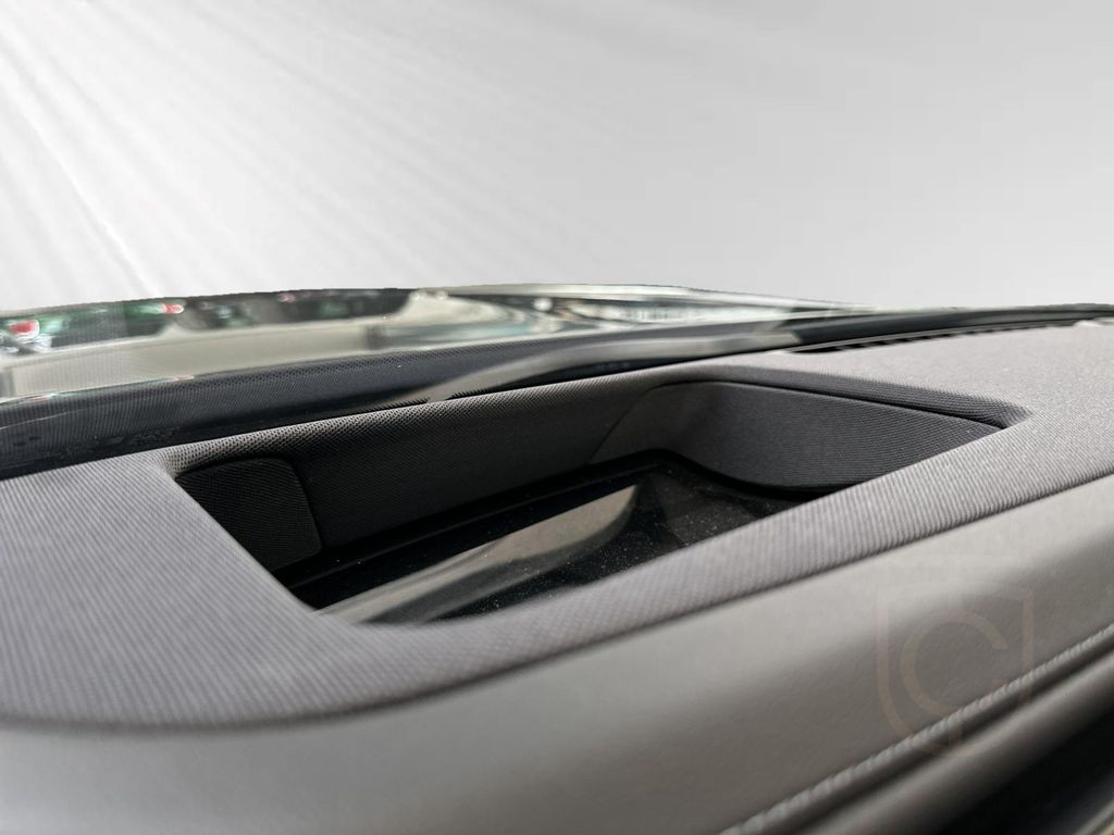 BMW i7 xDrive60 M Sport Pro|SkyLounge|AHK|Massage