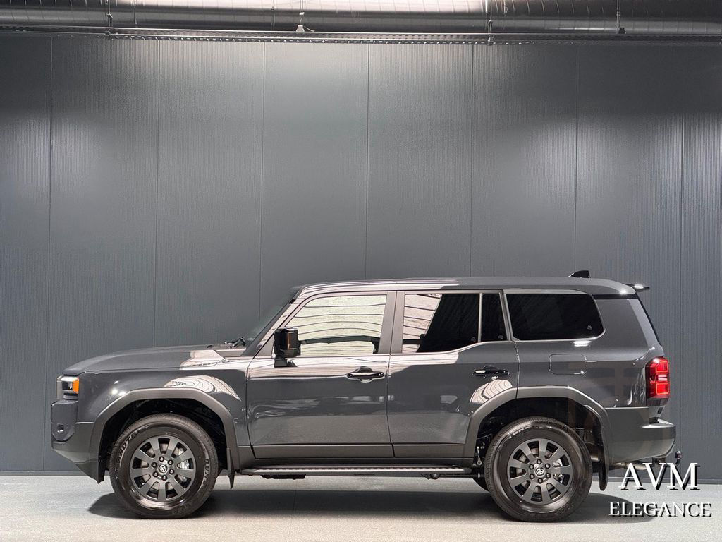 Toyota Land Cruiser 250 VX 2.8L*AHK*7 SEAT*PANO*KAMERA*