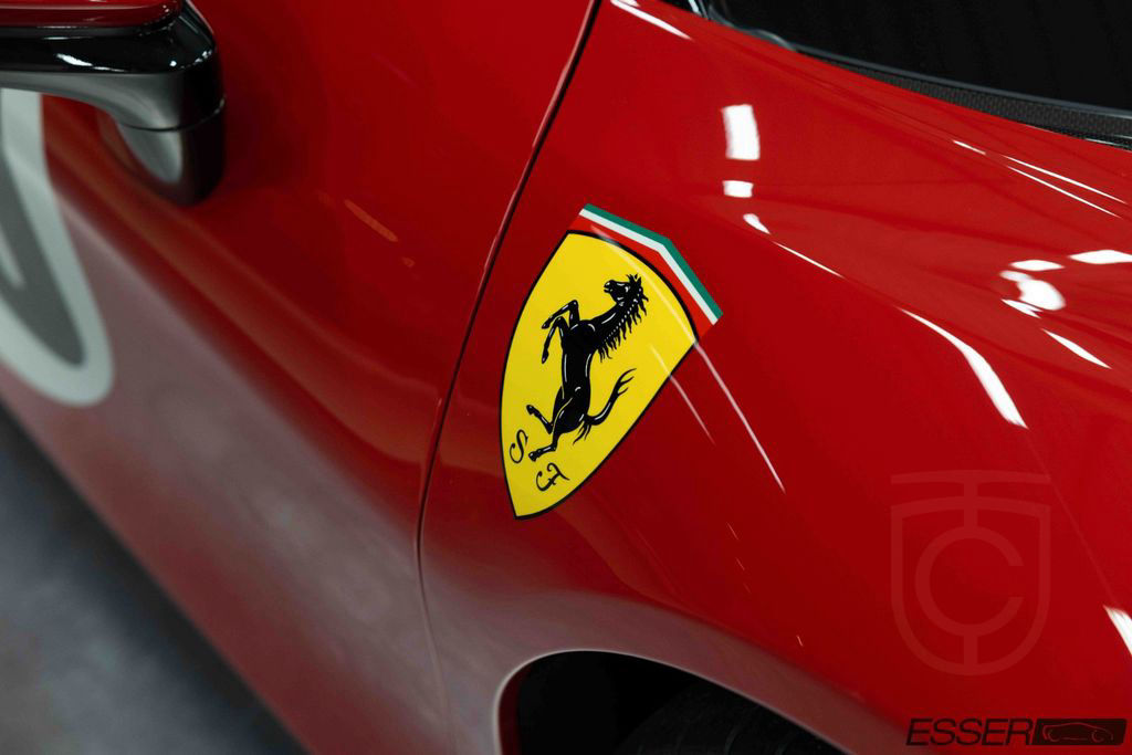 Ferrari SF90 Stradale | Hommage to 250 GTO Le Mans
