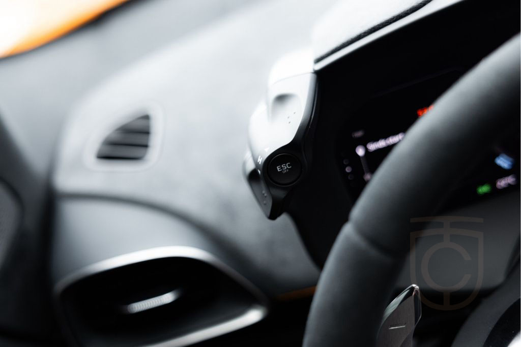 McLaren Artura Spider 3.0 V6 Plug-In | Performance | Car