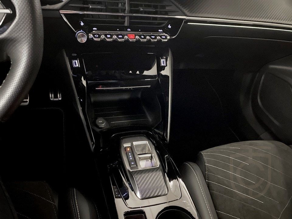 Peugeot 2008 GT 1.2 PT